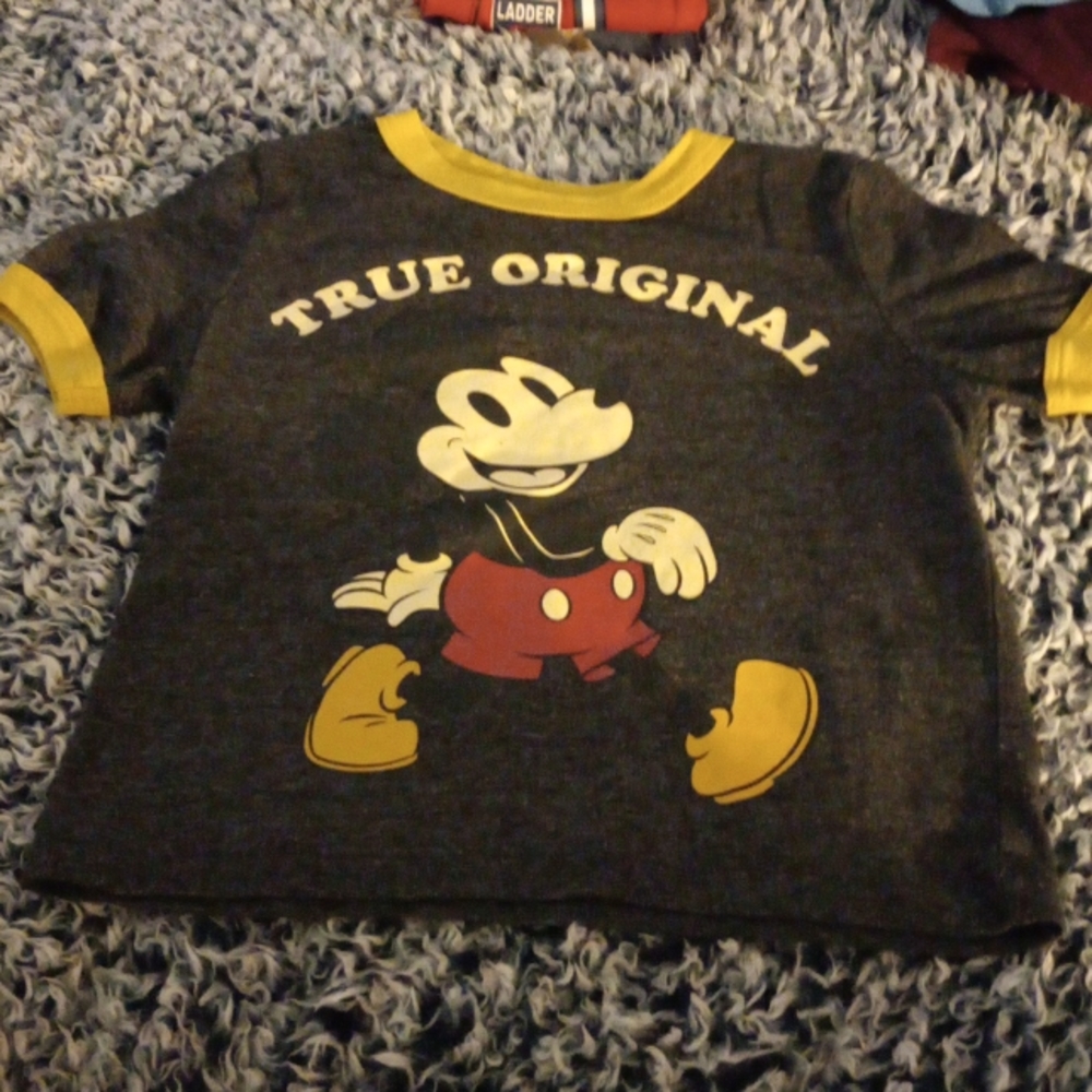 Mackey mouse tshirt